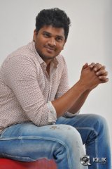 Shiva Raj Kanumuri Interview About Jayammu Nischayammu Raa